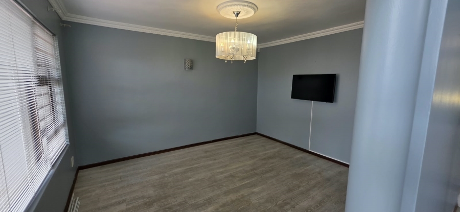 4 Bedroom Property for Sale in Onrus Western Cape